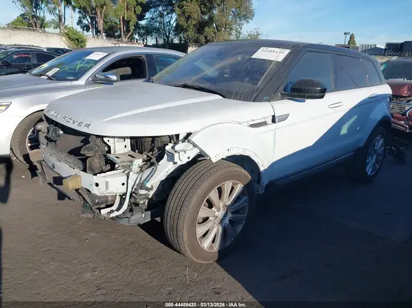 SALVR2BG2HH186986 2017 LAND ROVER RANGE ROVER EVOQUE - Image 2