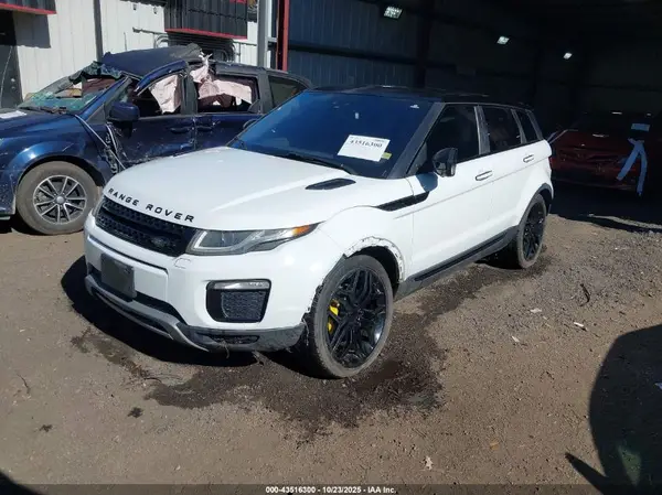 SALVR2BG4HH175309 2017 LAND ROVER RANGE ROVER EVOQUE - Image 2