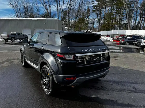 SALVR2BG4HH180932 2017 LAND ROVER RANGE ROVER - Image 2