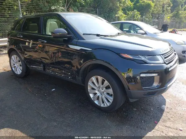 SALVR2BG6HH171021 2017 LAND ROVER RANGE ROVER EVOQUE - Image 1