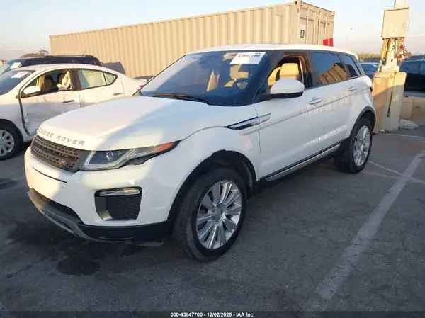 SALVR2BG9GH147732 2016 LAND ROVER RANGE ROVER EVOQUE - Image 2