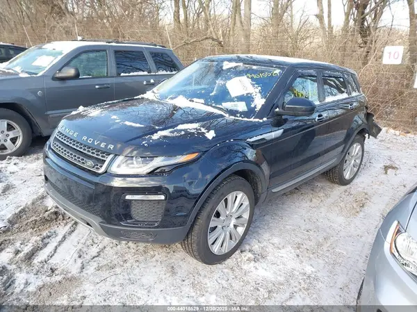 SALVR2RX8KH330358 2019 LAND ROVER RANGE ROVER EVOQUE - Image 2