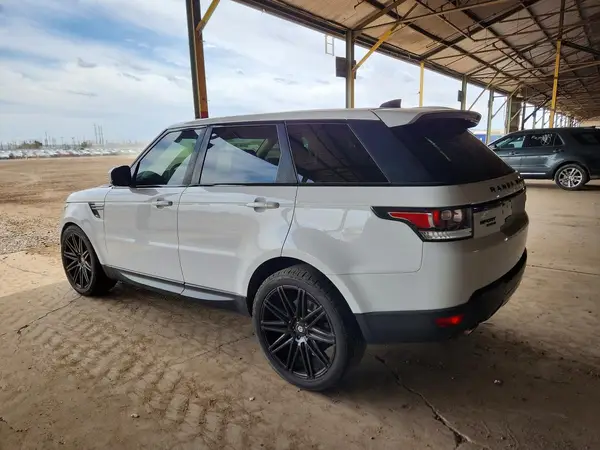 SALWG2FV8HA141594 2017 LAND ROVER RANGE ROVER SPORT - Image 2