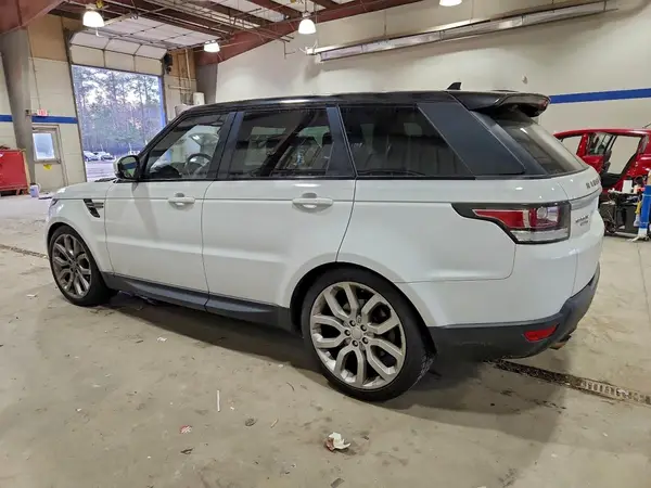 SALWG2PF3GA586363 2016 LAND ROVER RANGE ROVER SPORT - Image 2