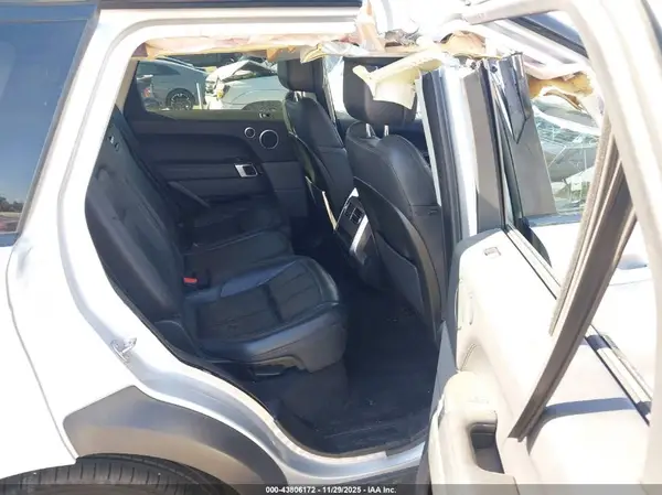 SALWG2RV1JA413176 2018 LAND ROVER RANGE ROVER SPORT - Image 8