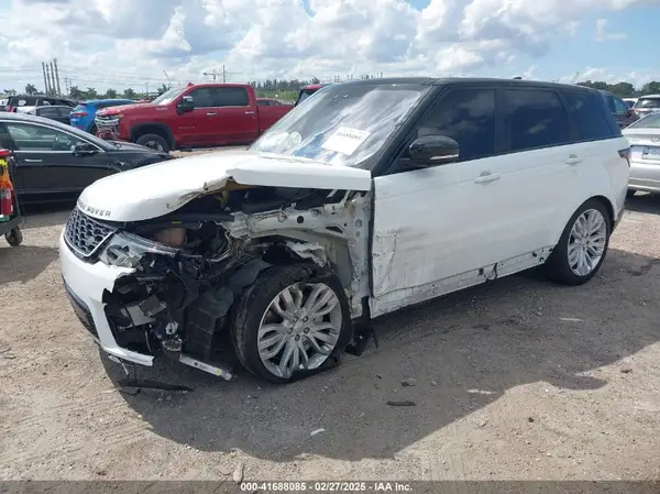 SALWG2RV3JA411879 2018 LAND ROVER RANGE ROVER SPORT - Image 2