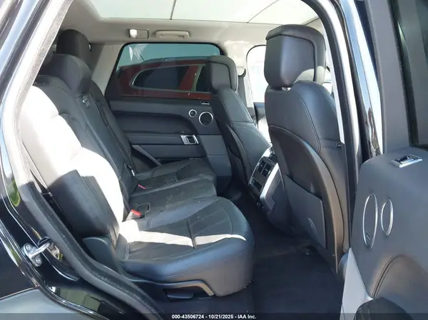 SALWG2RV6JA187944 2018 LAND ROVER RANGE ROVER SPORT - Image 8