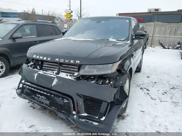 SALWG2RV7JA411917 2018 LAND ROVER RANGE ROVER SPORT - Image 2