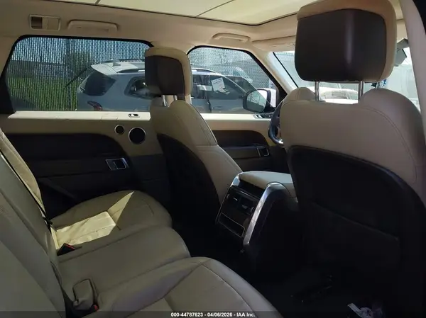 SALWG2RV7JA699244 2018 LAND ROVER RANGE ROVER SPORT - Image 8