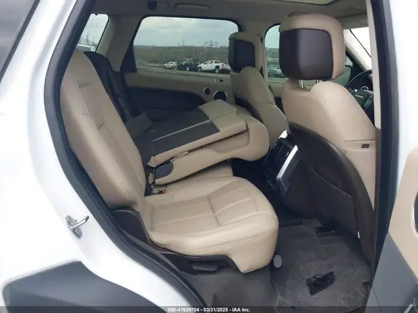 SALWG2SU8MA767623 2021 LAND ROVER RANGE ROVER SPORT - Image 8