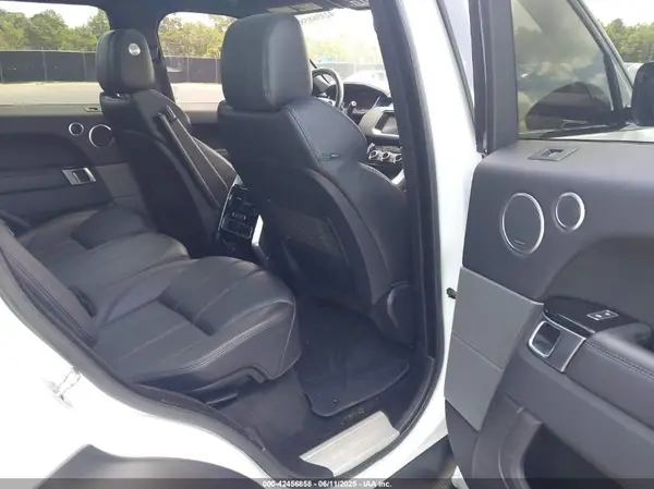 SALWR2FE3HA135650 2017 LAND ROVER RANGE ROVER SPORT - Image 8