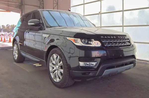 SALWR2FK5HA673918 2017 LAND ROVER RANGE ROVER SPORT - Image 2