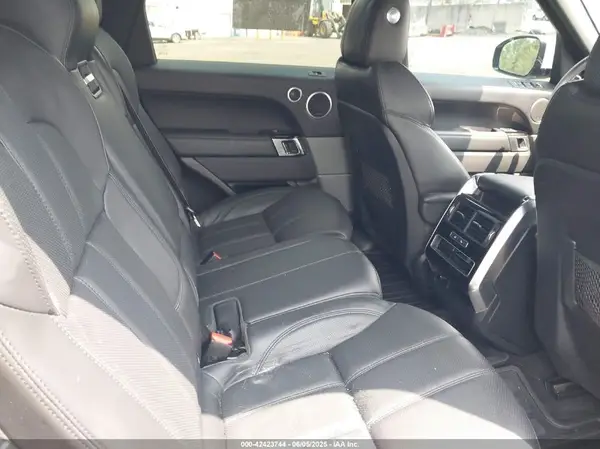 SALWR2FV5HA676750 2017 LAND ROVER RANGE ROVER SPORT - Image 8