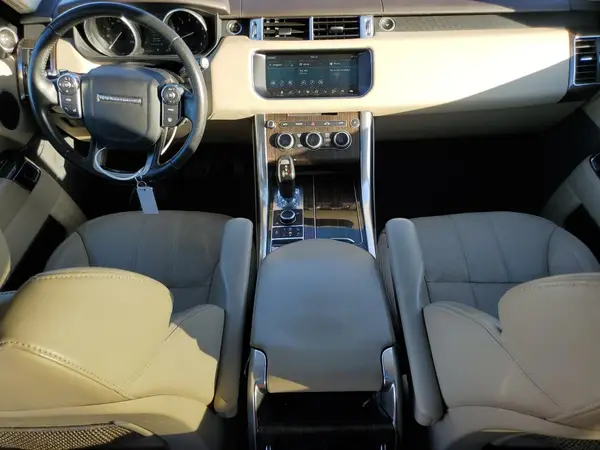 SALWR2FVXHA160805 2017 LAND ROVER RANGE ROVER - Image 8