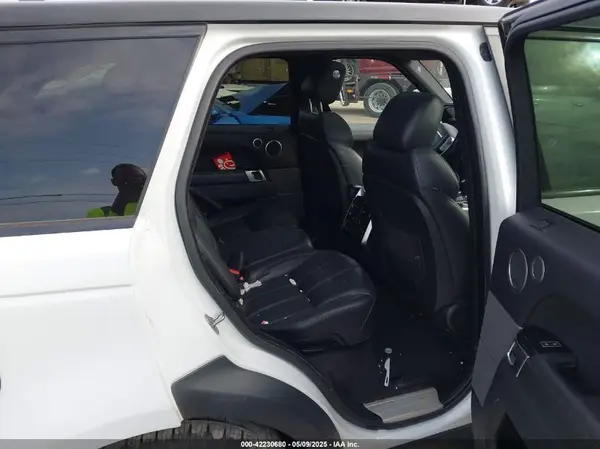 SALWR2KF1GA635111 2016 LAND ROVER RANGE ROVER SPORT - Image 8
