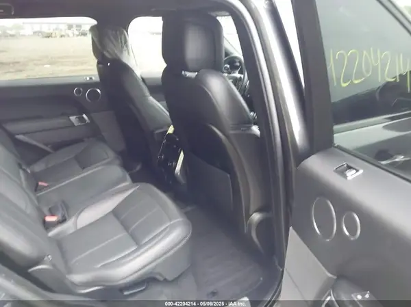 SALWR2RE5KA825046 2019 LAND ROVER RANGE ROVER SPORT - Image 8