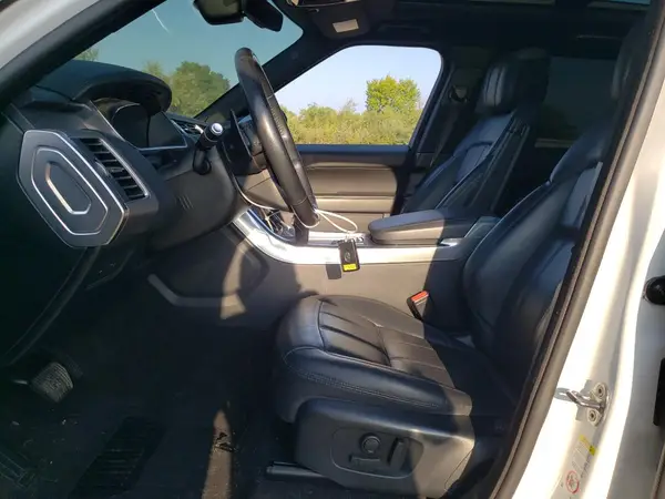 2019 LAND ROVER RANGE ROVER SPORT auction photo 7