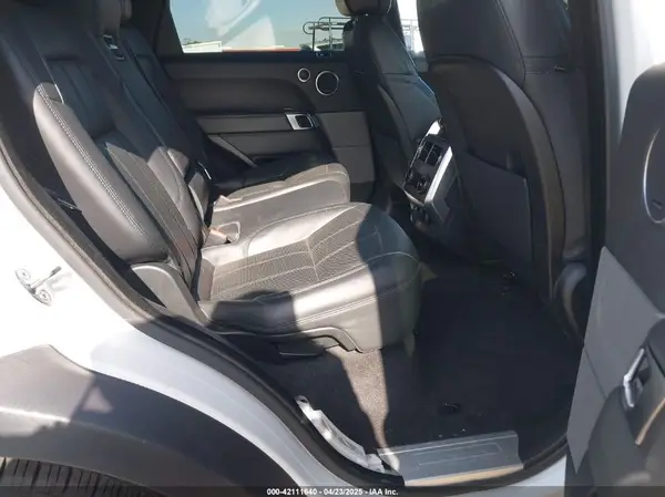 SALWR2RK2JA182403 2018 LAND ROVER RANGE ROVER SPORT - Image 8
