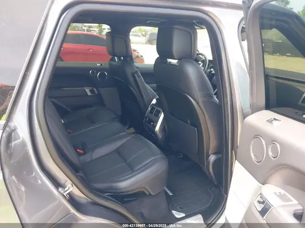 SALWR2RK9KA840316 2019 LAND ROVER RANGE ROVER SPORT - Image 8