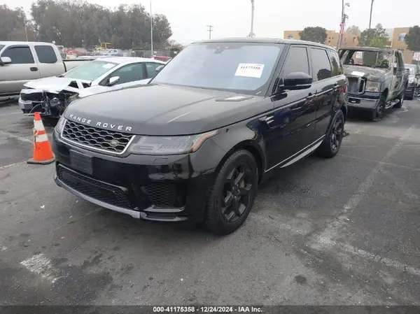 SALWR2RU8KA861143 2019 LAND ROVER RANGE ROVER SPORT - Image 2