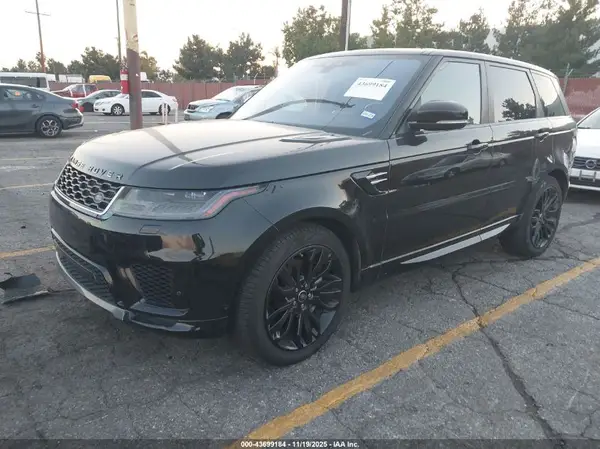 SALWR2RV2JA197459 2018 LAND ROVER RANGE ROVER SPORT - Image 2