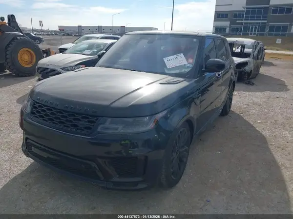 SALWR2RV2JA810129 2018 LAND ROVER RANGE ROVER SPORT - Image 2