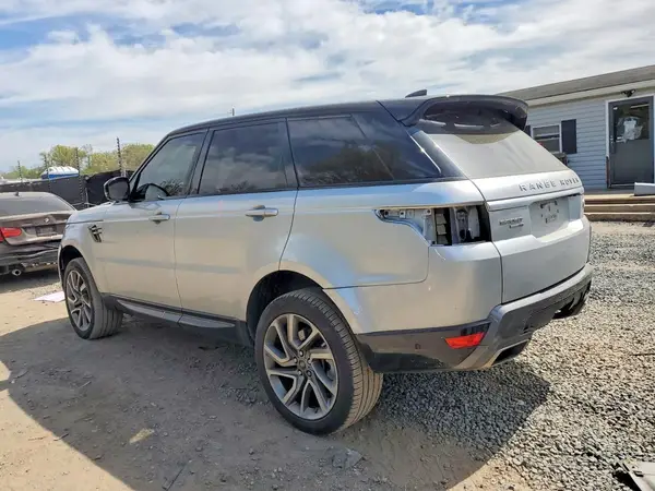 SALWR2RV2JA812706 2018 LAND ROVER RANGE ROVER SPORT - Image 2