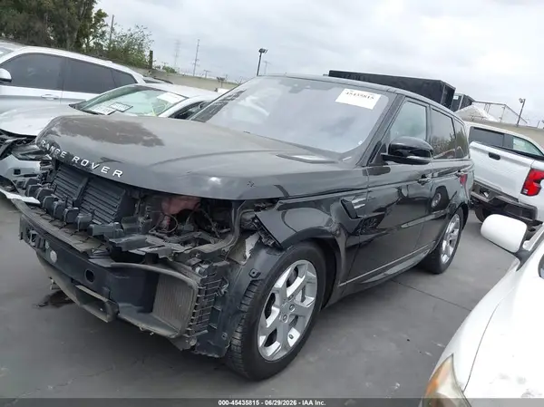 SALWR2RV7JA412902 2018 LAND ROVER RANGE ROVER SPORT - Image 2
