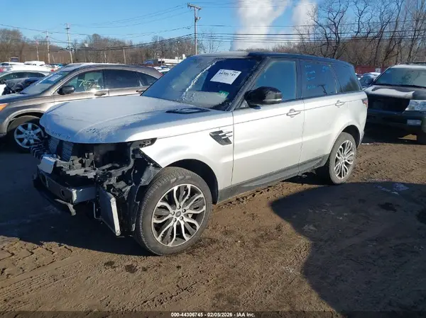 SALWR2RVXJA699264 2018 LAND ROVER RANGE ROVER SPORT - Image 2