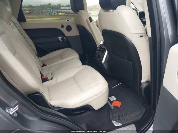 SALWR2RVXKA823826 2019 LAND ROVER RANGE ROVER SPORT - Image 8