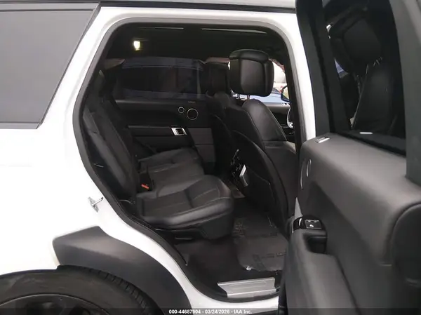 SALWV2SV2JA401330 2018 LAND ROVER RANGE ROVER SPORT - Image 8
