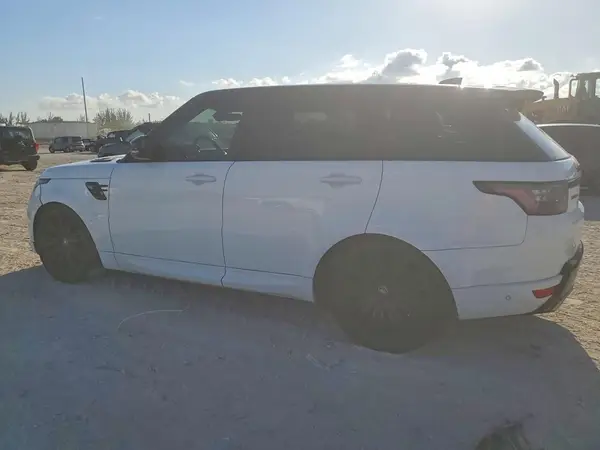 SALWV2SV2JA411372 2018 LAND ROVER RANGE ROVER - Image 2