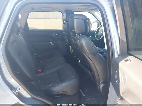SALWV2SV3JA404432 2018 LAND ROVER RANGE ROVER SPORT - Image 8