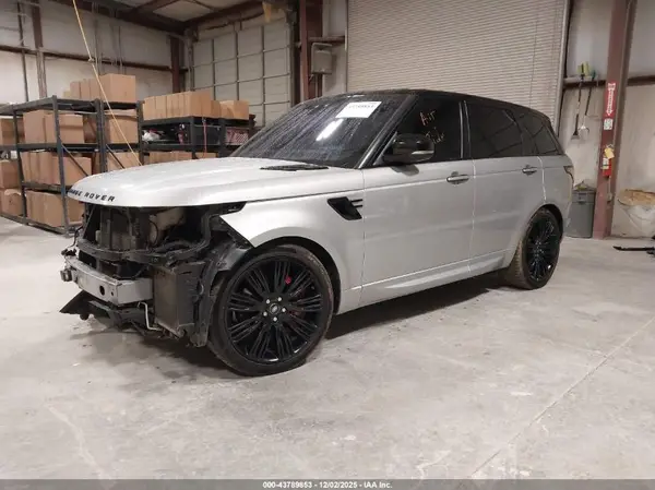 SALWV2SV5JA400169 2018 LAND ROVER RANGE ROVER SPORT - Image 2