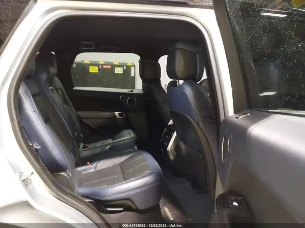 SALWV2SV5JA400169 2018 LAND ROVER RANGE ROVER SPORT - Image 8