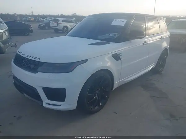 SALWV2SV6KA423817 2019 LAND ROVER RANGE ROVER SPORT - Image 2