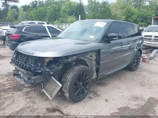 SALWV2SV9JA412034 2018 LAND ROVER RANGE ROVER SPORT - Image 2