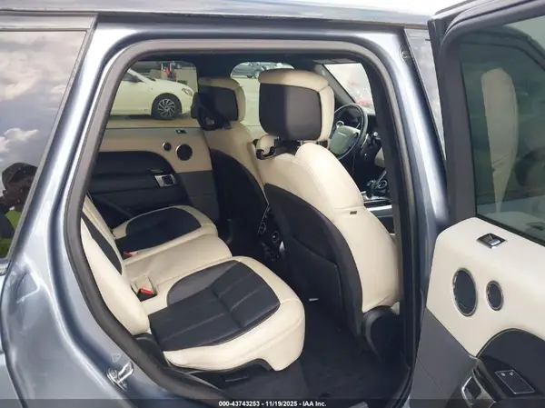 SALWV2SVXKA426588 2019 LAND ROVER RANGE ROVER SPORT - Image 8