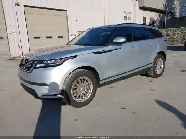 SALYA2EX0KA792593 2019 LAND ROVER RANGE ROVER VELAR - Image 2