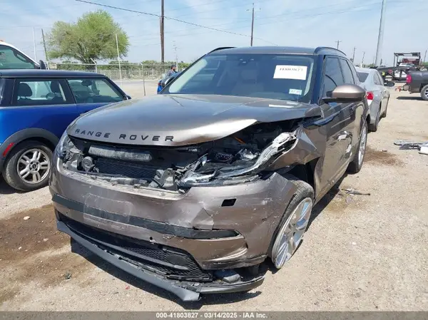 SALYB2EN1KA224042 2019 LAND ROVER RANGE ROVER VELAR - Image 2