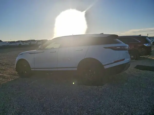 SALYB2EV1KA795658 2019 LAND ROVER RANGE ROVER VELAR - Image 2