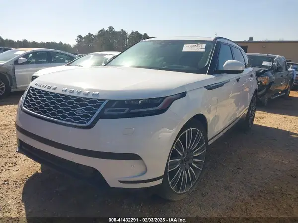 SALYB2EV5KA794335 2019 LAND ROVER RANGE ROVER VELAR - Image 2