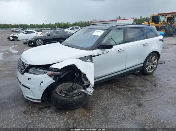 SALYB2EX2KA796884 2019 LAND ROVER RANGE ROVER VELAR - Image 2