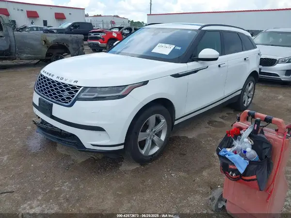SALYB2EX3KA215957 2019 LAND ROVER RANGE ROVER VELAR - Image 2