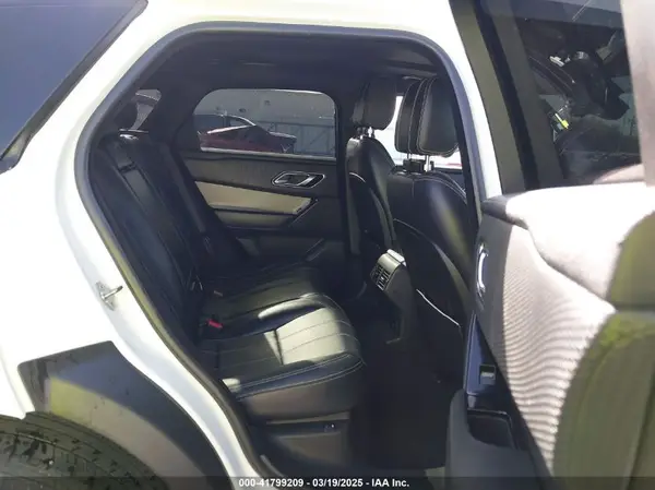 SALYB2EX3KA787594 2019 LAND ROVER RANGE ROVER VELAR - Image 8