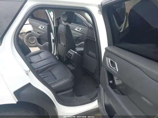 SALYB2EX4KA793355 2019 LAND ROVER RANGE ROVER VELAR - Image 8