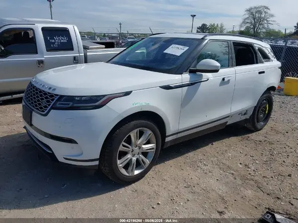 SALYB2EX6KA227908 2019 LAND ROVER RANGE ROVER VELAR - Image 2