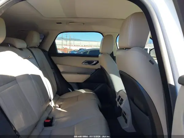 SALYB2EX8LA254836 2020 LAND ROVER RANGE ROVER VELAR - Image 8