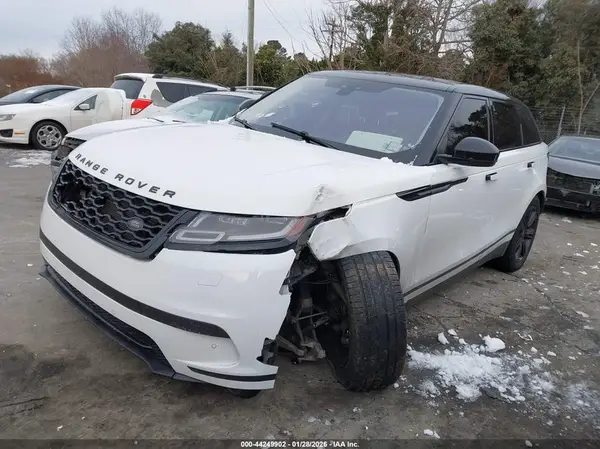 SALYB2FV0LA256819 2020 LAND ROVER RANGE ROVER VELAR - Image 2