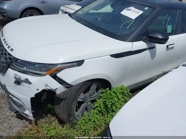 SALYB2FV1KA225626 2019 LAND ROVER RANGE ROVER VELAR - Image 2